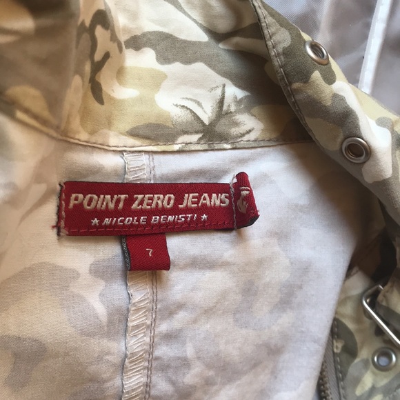 Point Zero Light Jacket - Picture 8 of 8